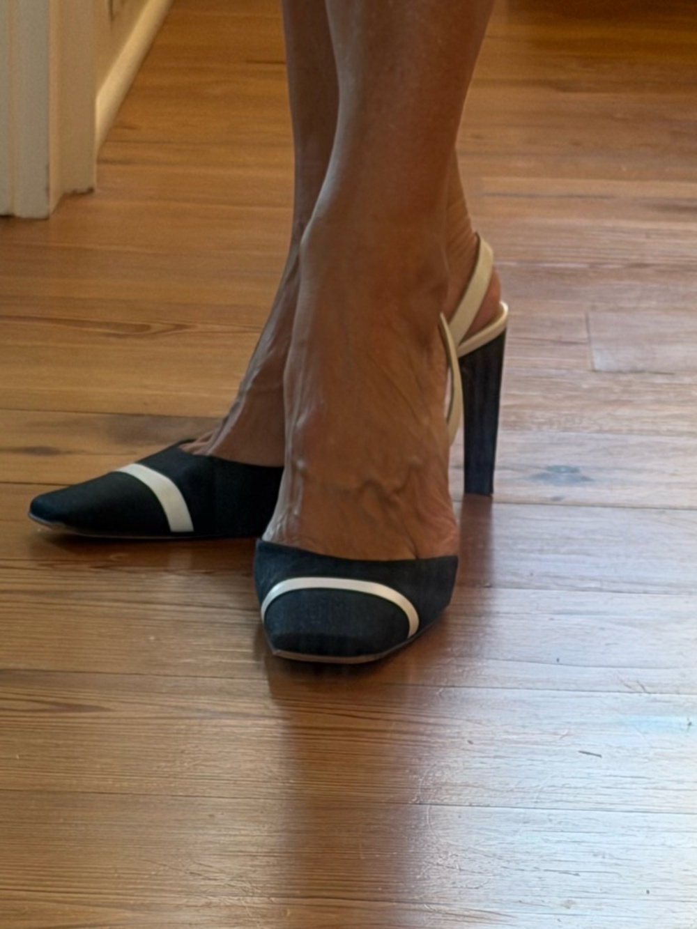 Kate Spade Black and White Tuxedo Style Squared Toe Slingback Pump Size 6